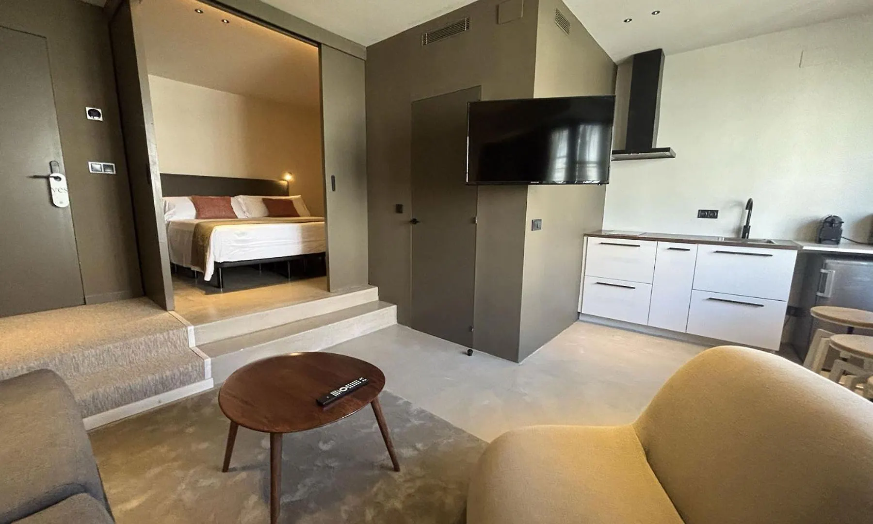 Senator Barcelona Apartments